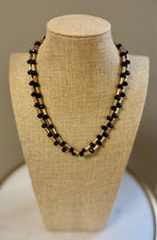 The Ivey Necklace (Black)