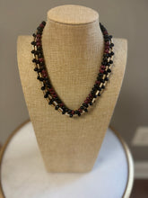 The Ivey Necklace (Black)