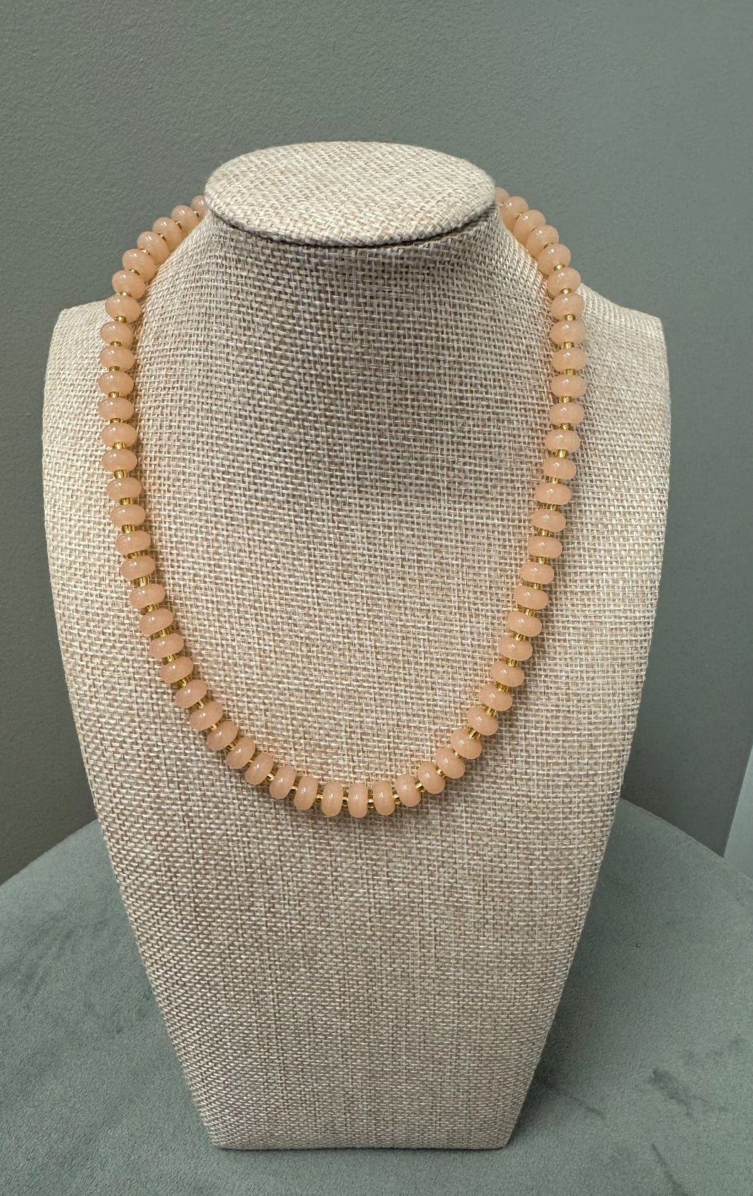 The Polly Necklace (Light Pink)