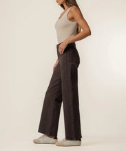 The Meg High Rise Jean by KUT (Chocolate)