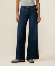 Maya Jean by Kut from the Kloth