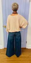 The Linnie Top (Sand)
