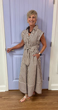 The Arabella Dress (Brown)