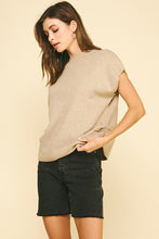 The Uma Sweater (Oatmeal)