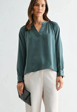 The Naomi Top (Teal)