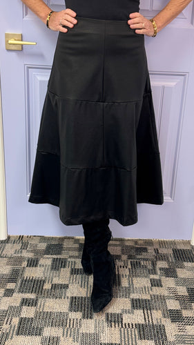 The Chesney Skirt (Black)