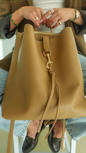 The Layton Bucket Bag (Tan)