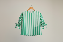 The Larkin Top