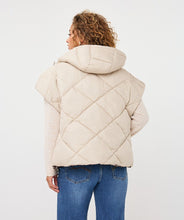 The Angie Vest (Reversible Leopard/Cream)