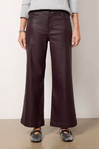 Meg Wide Leg Coated Denim Kut From The Kloth (Chocolate)