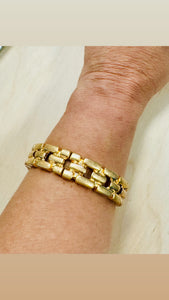 The Brushed Gold Chain Link Gold Bracelet