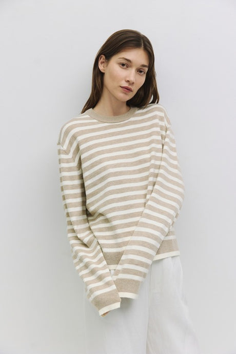 The Blair Sweater (Tan & White)