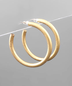 The Medium Hoop (Worn Gold)