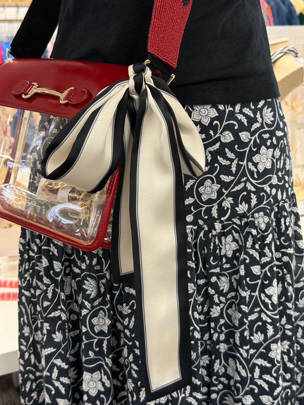 Narrow Scarf (White/Black)