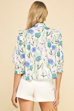 The Hollis Top