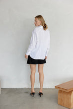 The Jane Linen Button-down (White)